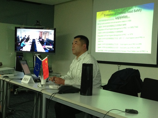  Shanghai Municipal Food and Drug Administration (SFDA) DDG speaks at Agriculture, Food and Beverage Working Group Meeting